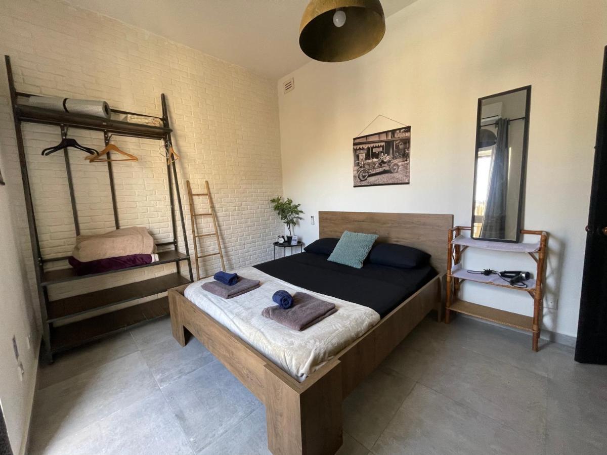 Апартаменты Industrial Cozy Retreat Gzira Экстерьер фото
